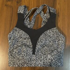 Lululemon Black and White Patterned Sports Bra - Size 2